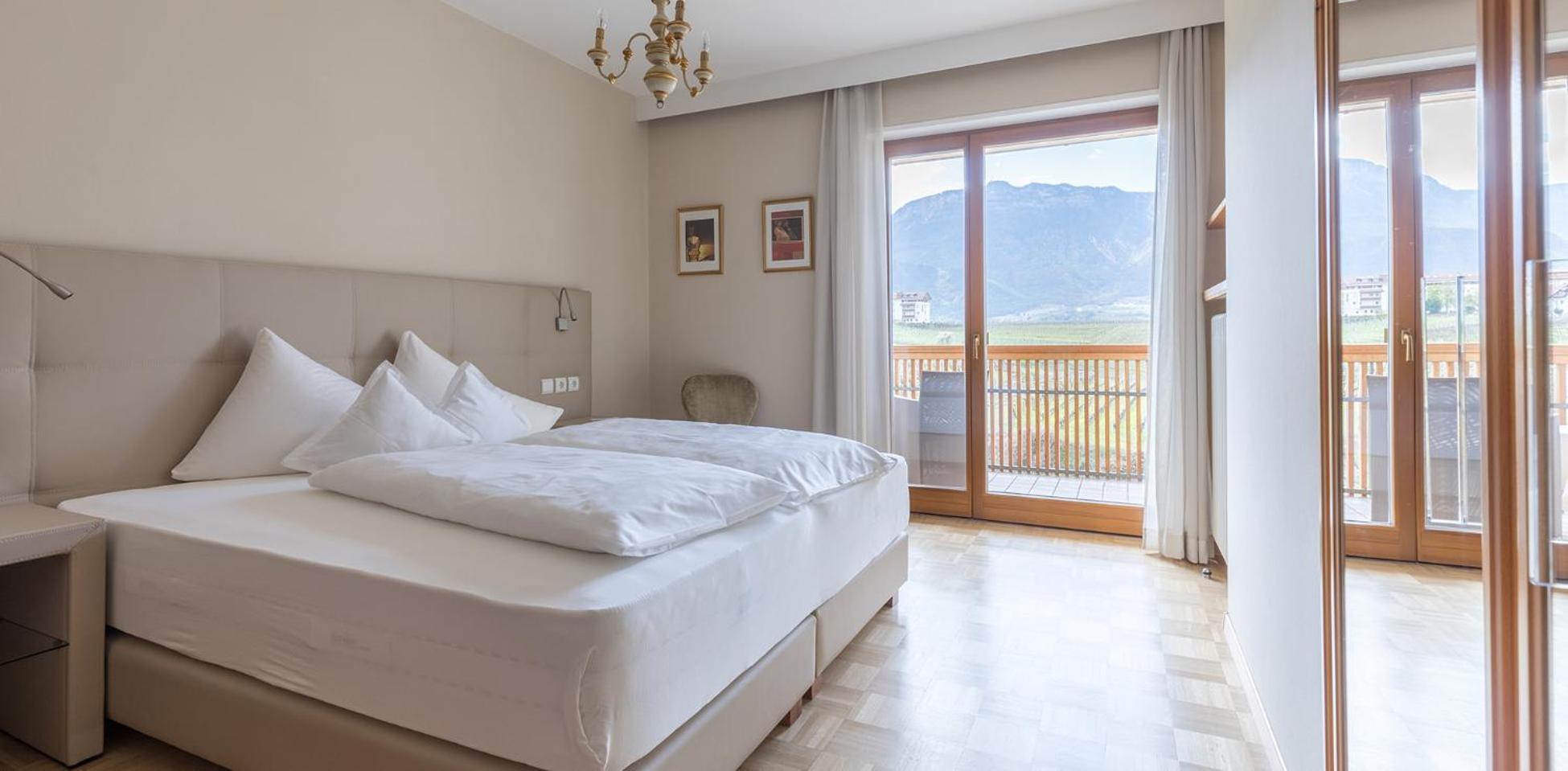 Hotel Girlanerhof Appiano Sulla Strada Del Vino Zewnętrze zdjęcie